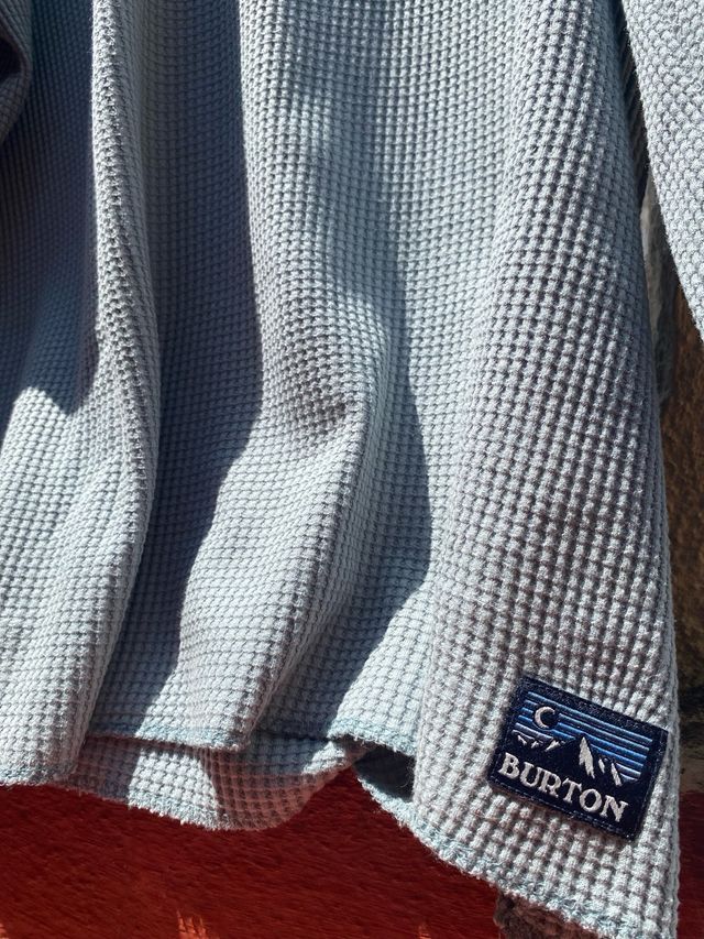 Camiseta Burton Tejido gofre