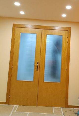 Puertas de madera maciza