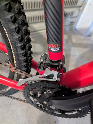 Bicicleta MTB BTWIN Rockrider 540 roja 27,5