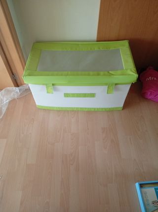 Arcón tela infantil verde-blanco