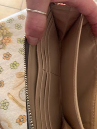 Portafoglio Guess grigio