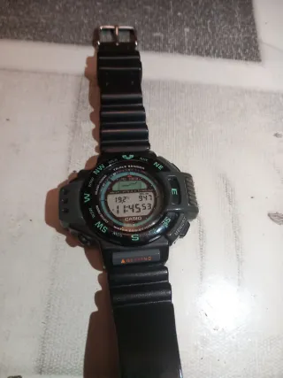 Reloj Casio ATC-1000 Triple Sensor