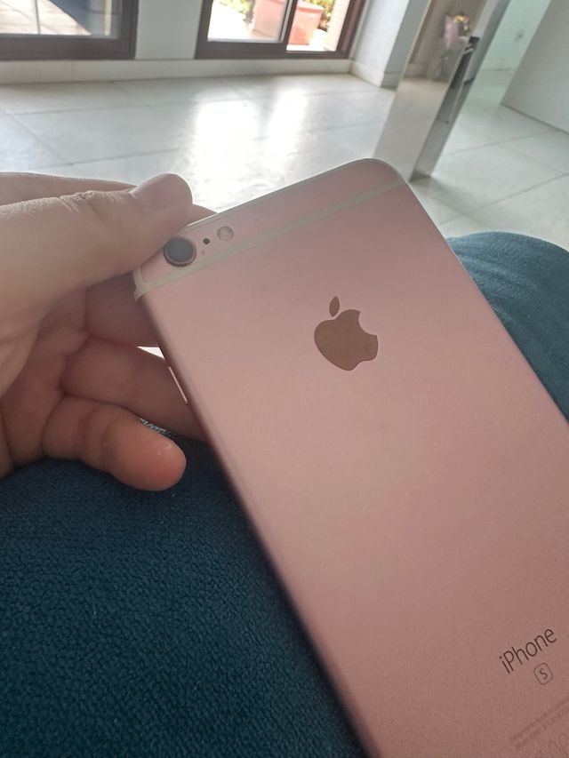 iPhone 6s Plus Gold - Roto. Para piezas sueltas.