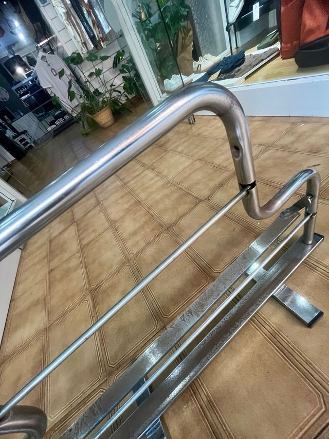 Porta rollos papel regalo metálico