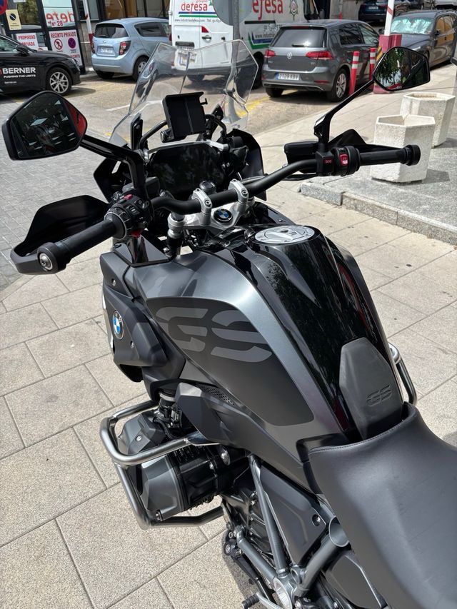 BMW R 1250 GS Triple Black
