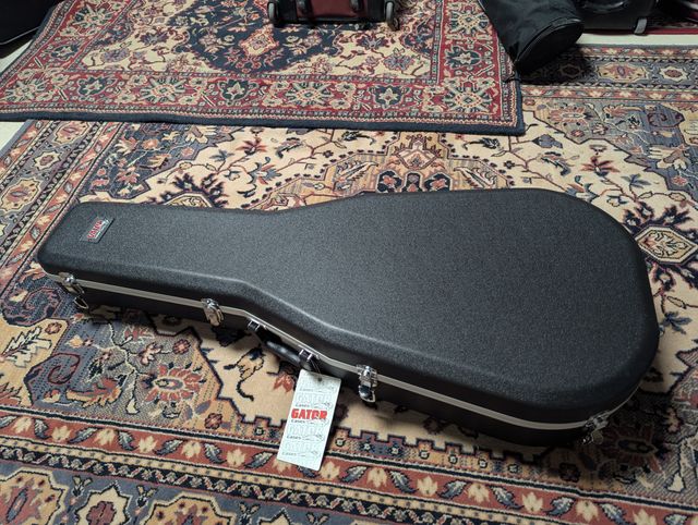 Gator Cases Estuche Deluxe Moldeado