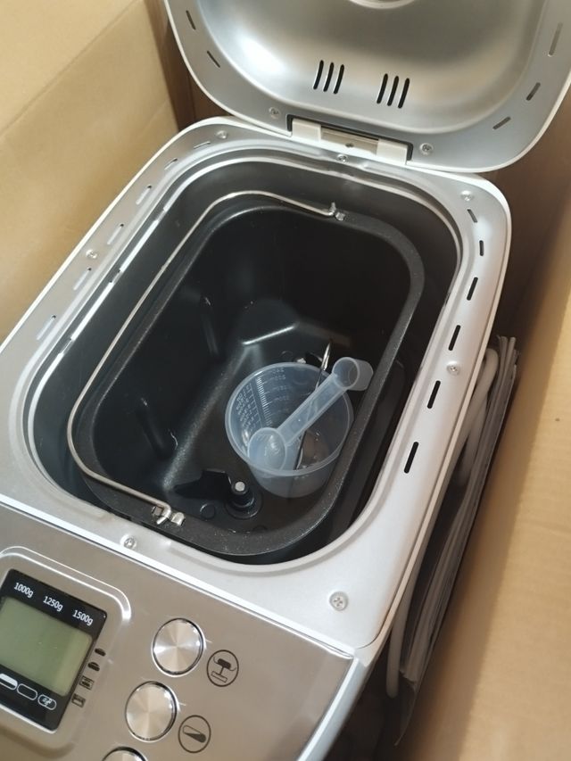 Panificadora Automática SilverCrest - 16 programas