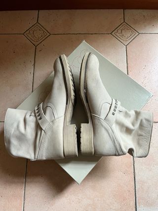 Stivaletti Bata beige n. 38