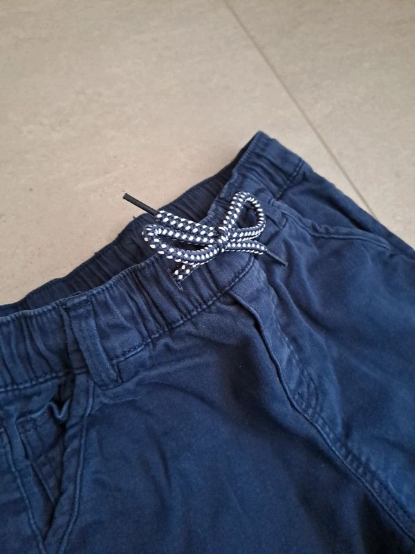 Set abbigliamento bambino 6-7 anni Ottimo stato