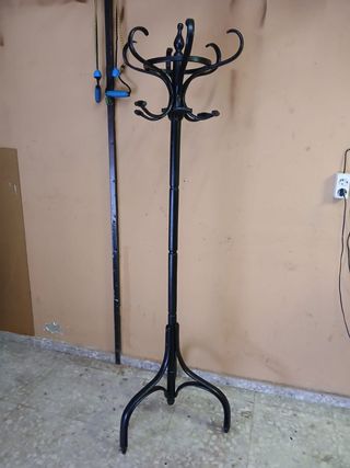 Perchero antiguo de madera