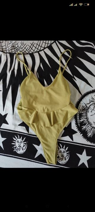 Bañador mujer verde oliva