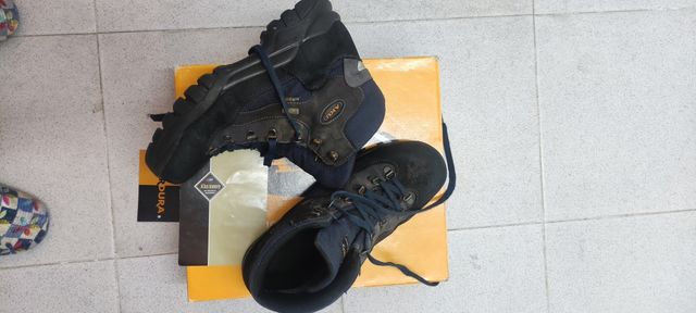 Botas trekking montaña Talla 41