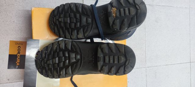 Botas trekking montaña Talla 41