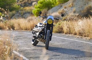 Triumph Street Scrambler 900 ed. limitada 8300 km 