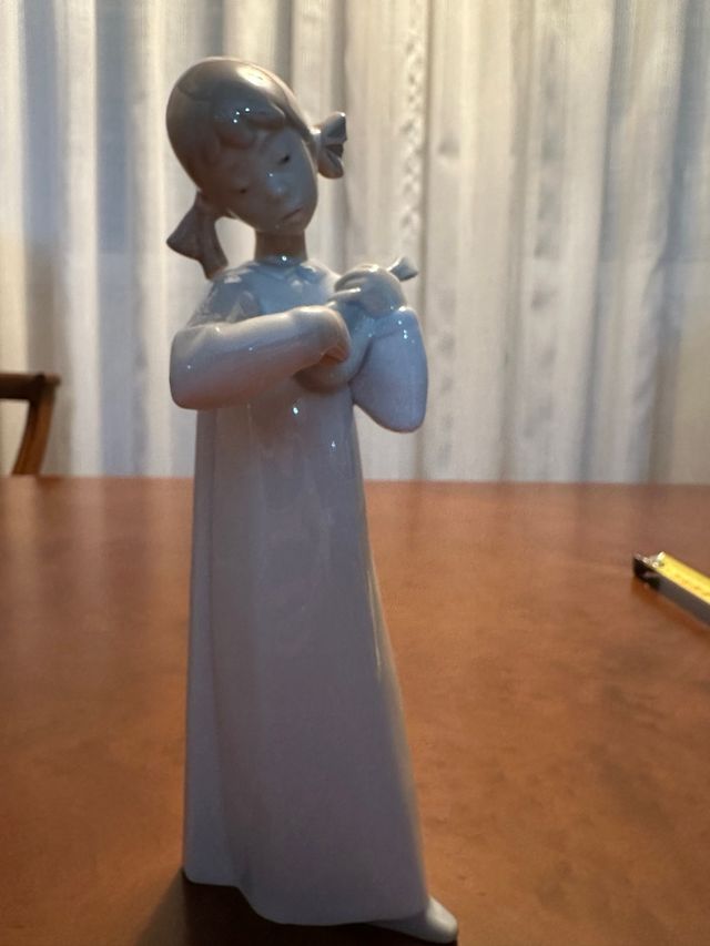 Niña con violín Nao - Figura porcelana