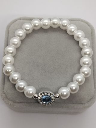 Pulsera perlas blancas