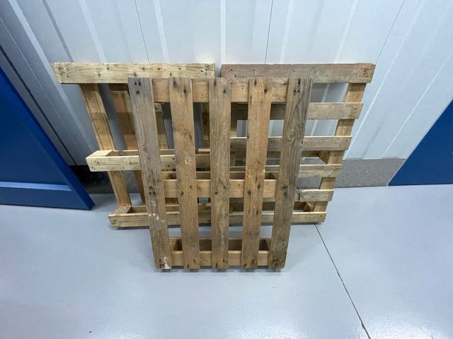 3 Palets madera pequeños