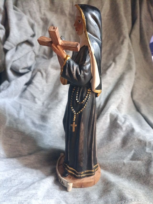 Figura Santa Rita 10€ULTIMO PRECIO no rebajo