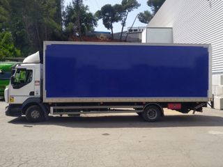 Camión Renault - Plataforma elevadora