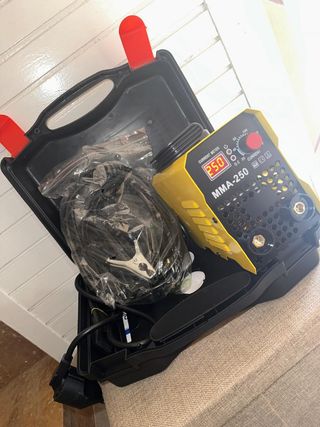 Soldadora MMA-250 Inverter