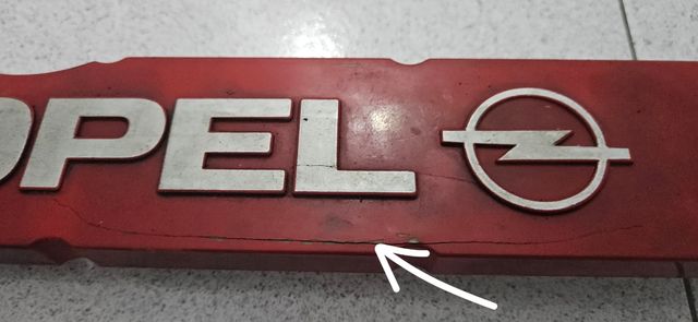 Tapa roja bujías 16v