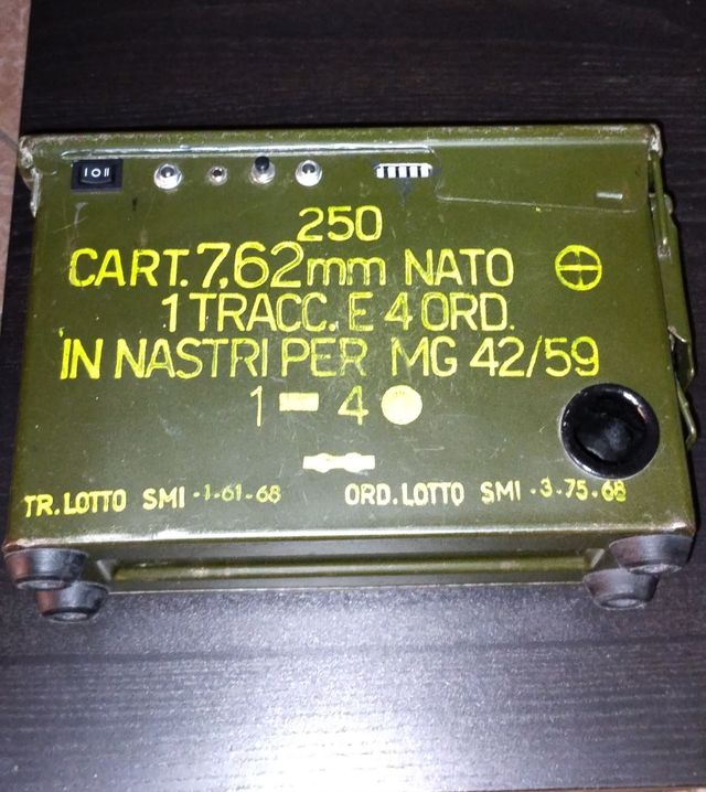 Altoparlante Bluetooth stile Militare