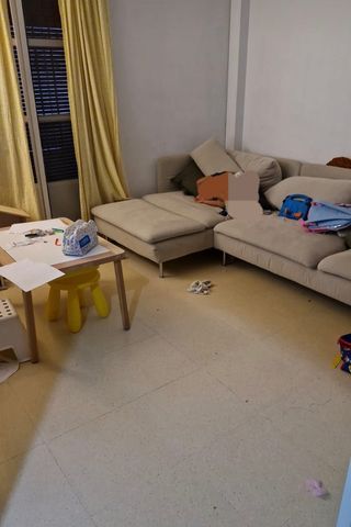 Sofá chaise longue beige 4 plazas