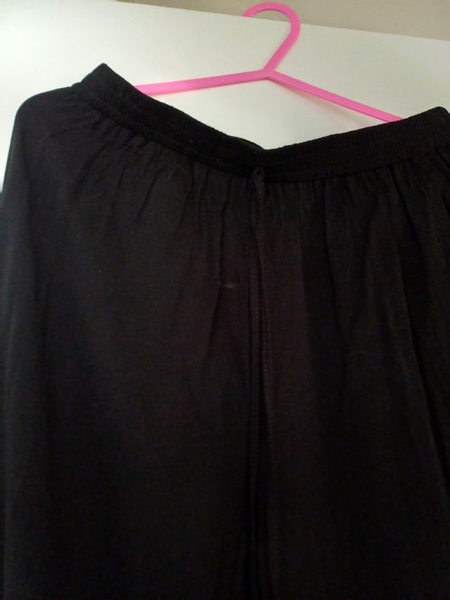 Pantalón negro de lino