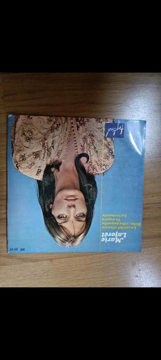 20€ lote,Lo2 LPs antiguos: Folklore Asturiano & Mi