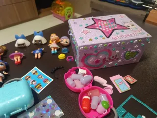 Bolso LOL Surprise! rosa y morado