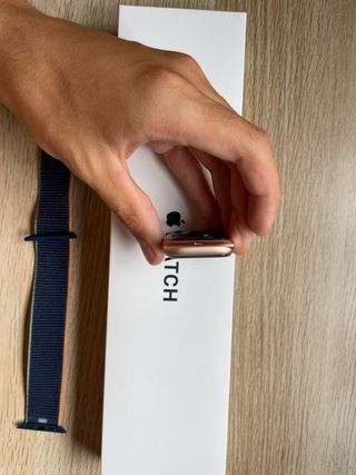 Apple Watch SE (1ª generación) oro 44mm