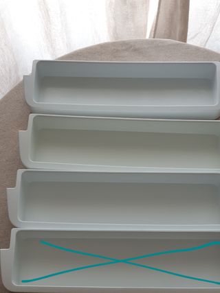 Baldas nevera Indesit - 3 uds. Y soporte.
