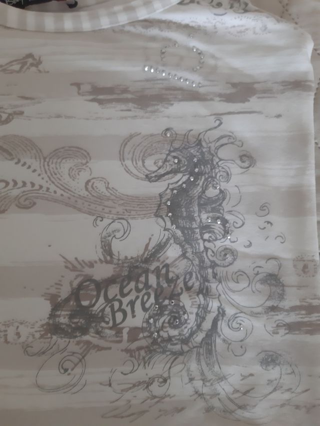 Top Betty Barclay c/ Cavalo Marinho