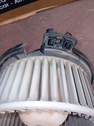 Ventilador calefacción Mitsubishi Montero