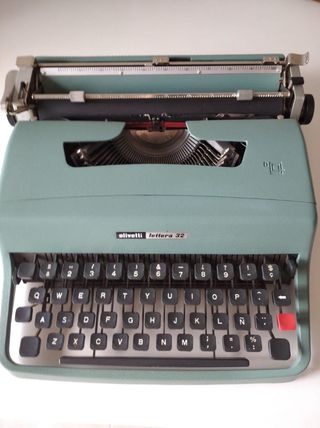 Máquina escribir Olivetti Lettera 32