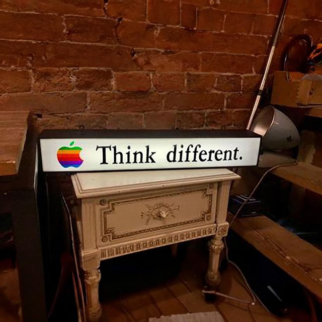 LETREIRO EXCLUSIVO APPLE 81cm