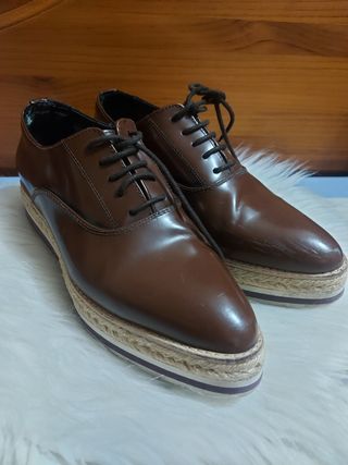 Zapatos Uterqüe marrones plataforma