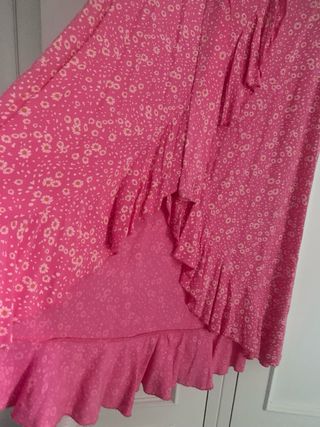 Falda midi rosa estampada