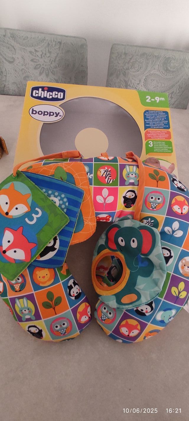 Cojín Boppy Chicco bebé 2-9m