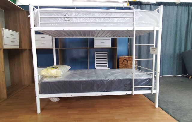 NUEVAS LITERAS DOBLES 3 COLORES+ MESITA DE NOCHE!!