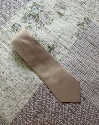 Corbata beige Andrea Sorando