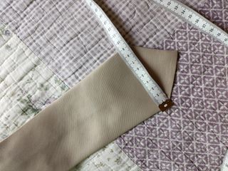 Corbata beige Andrea Sorando