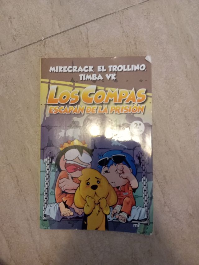 Compas 2. Los Compas escapan de la prisión