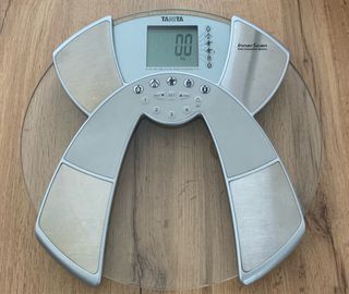 Báscula Tanita InnerScan BC-553
