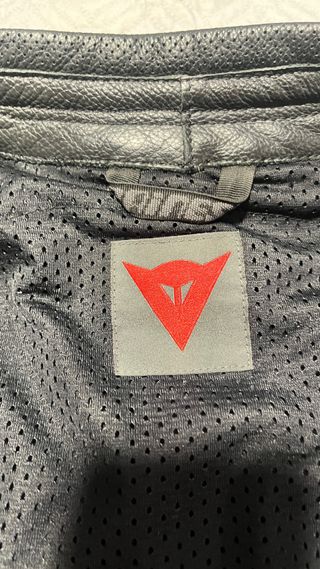 Chaqueta cuero Dainese