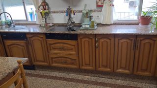 REGALO TODOS LOS MUEBLES DE COCINA.NO DESMONTO.
