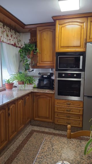 REGALO TODOS LOS MUEBLES DE COCINA.NO DESMONTO.