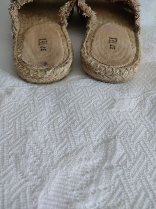 Sandalias planas tex -color oro