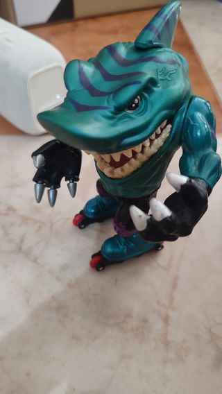 Muñeco Street Shark antiguo