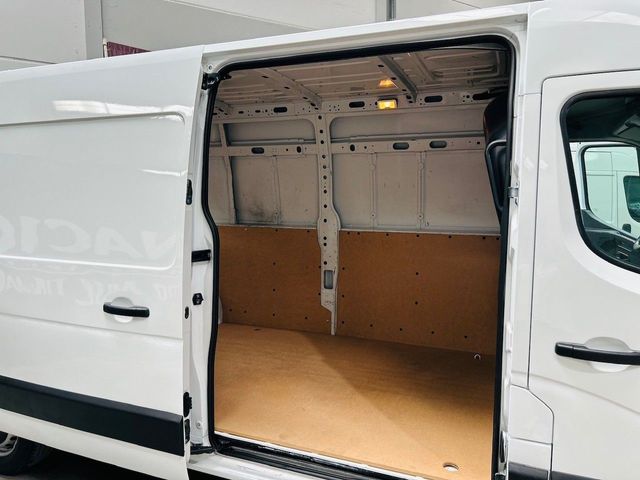Renault Master L3H2 3500 DCI 135 
